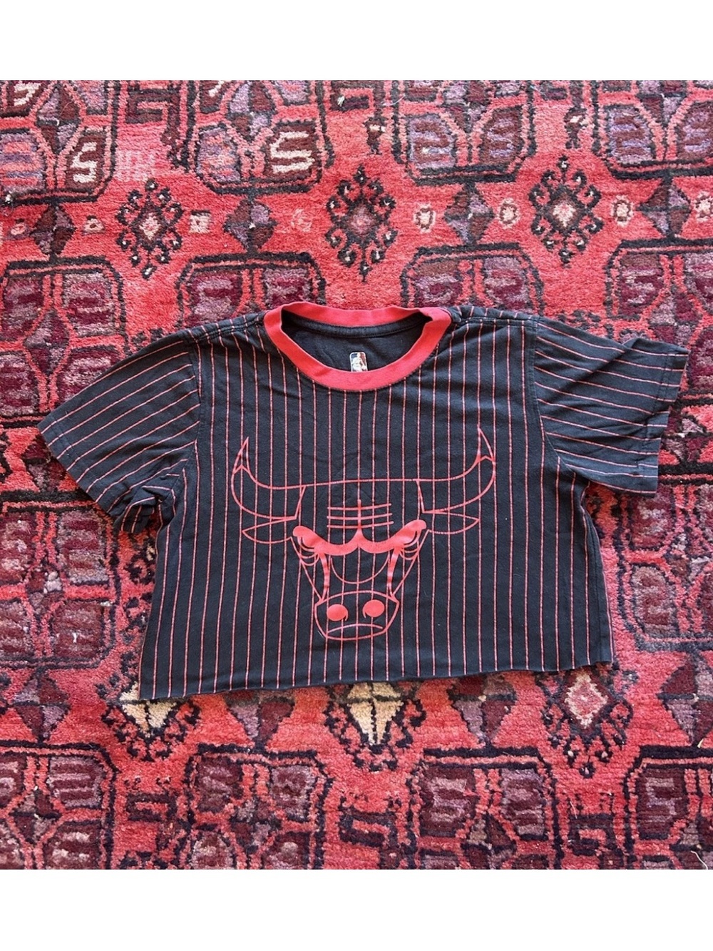 Vintage Chicago Bulls NBA Cropped Pinstripe Tee XS S Remade Black Red
